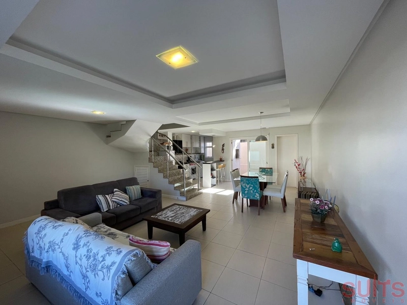 Excelente sobrado duplex, próximo ao mar!: 1ª foto da galeria de imagens do imóvel