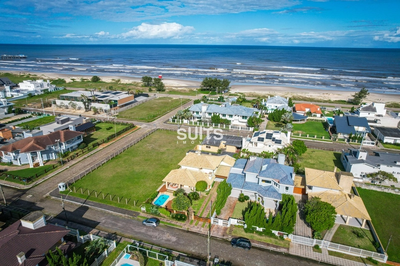 Excelente sobrado à 02 quadras do mar na praia de Atlântida: 45ª foto da galeria de imagens do imóvel