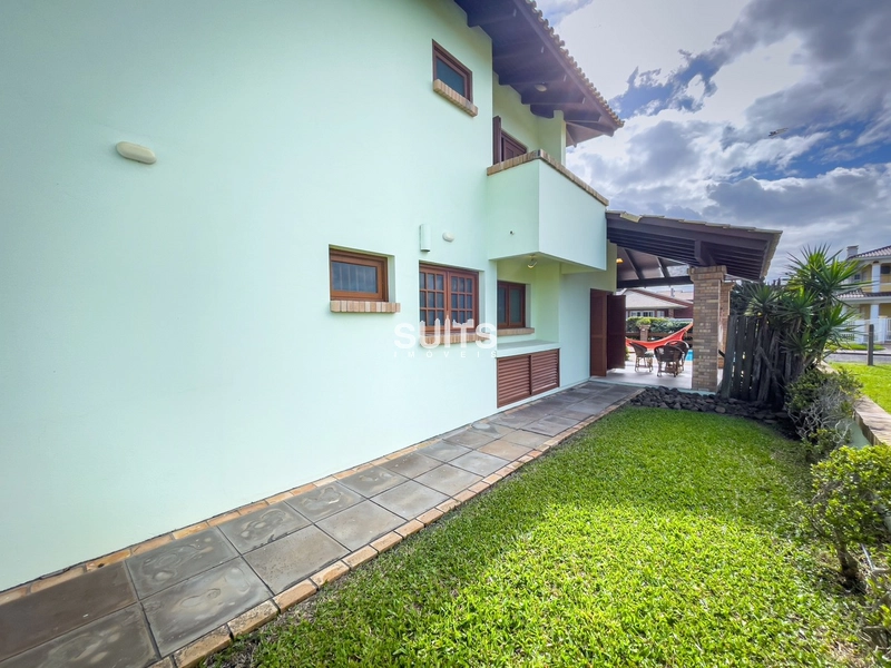 Excelente sobrado à 02 quadras do mar na praia de Atlântida: 8ª foto da galeria de imagens do imóvel