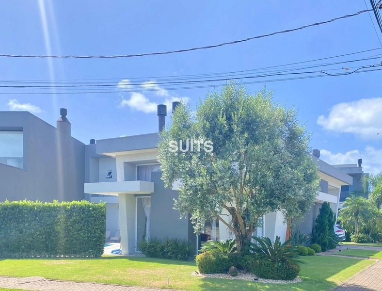 Excelente sobrado de esquina no condomínio Sea Coast: 2ª foto da galeria de imagens do imóvel