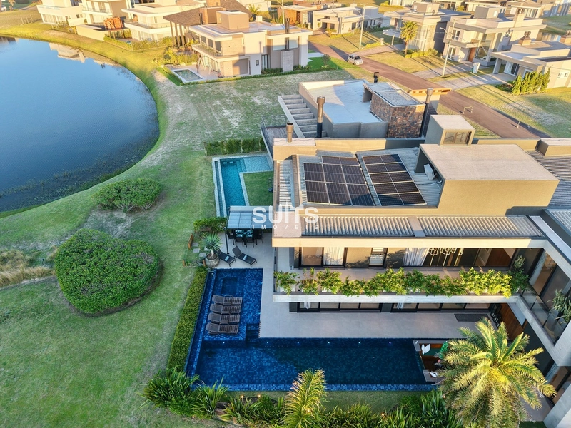 Linda mansão à venda no condomínio Costa Serena em Capão da Canoa: 46ª foto da galeria de imagens do imóvel