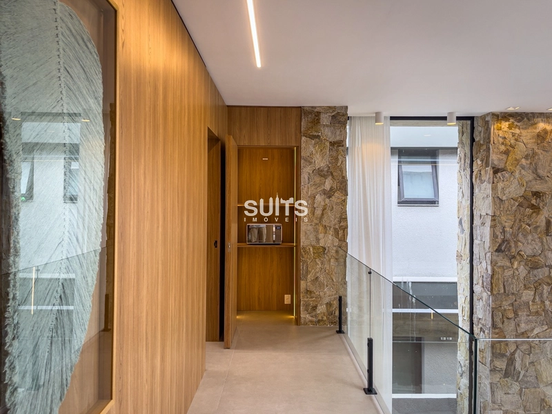 Mansão nas margens do lago no condomínio Sense: 64ª foto da galeria de imagens do imóvel