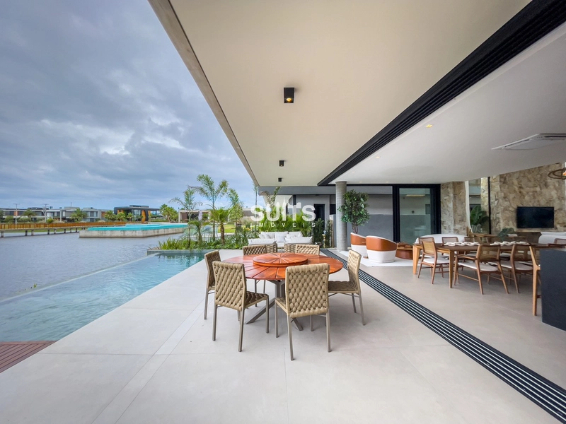 Mansão nas margens do lago no condomínio Sense: 34ª foto da galeria de imagens do imóvel