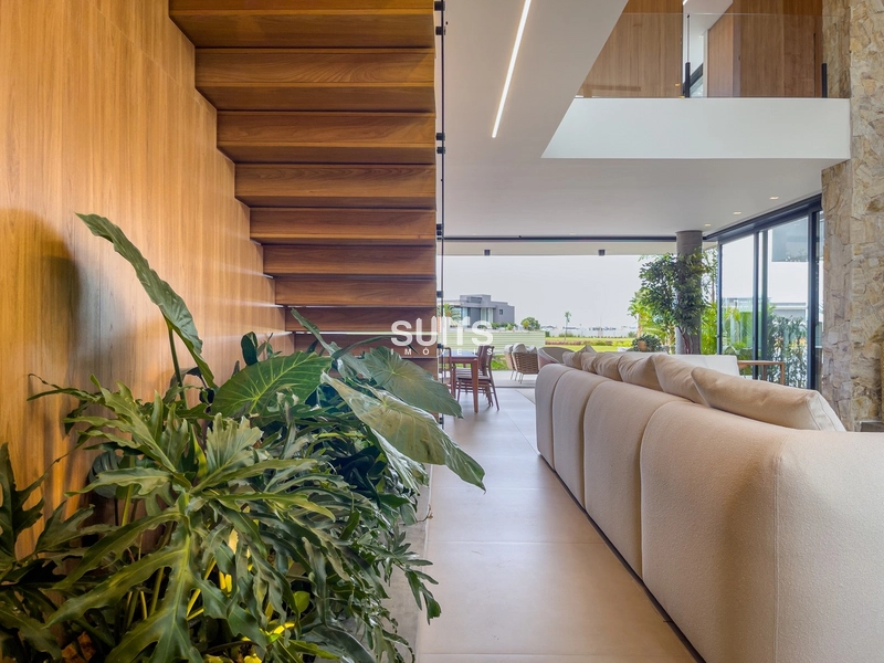 Mansão nas margens do lago no condomínio Sense: 4ª foto da galeria de imagens do imóvel