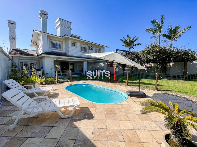 Sobrado em ótima localização na praia de Atlântida: 25ª foto da galeria de imagens do imóvel