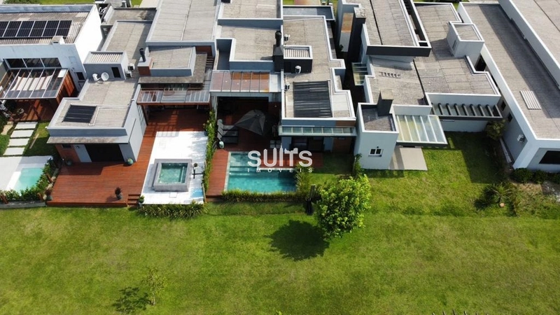 Excelente casa com fundos para área verde no condomínio Riviera: 44ª foto da galeria de imagens do imóvel