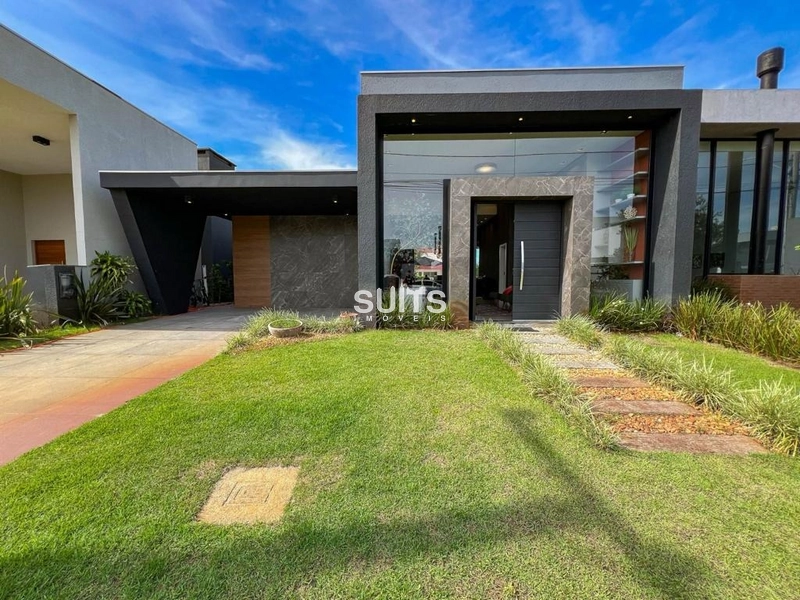 Excelente casa com fundos para área verde no condomínio Riviera: 3ª foto da galeria de imagens do imóvel