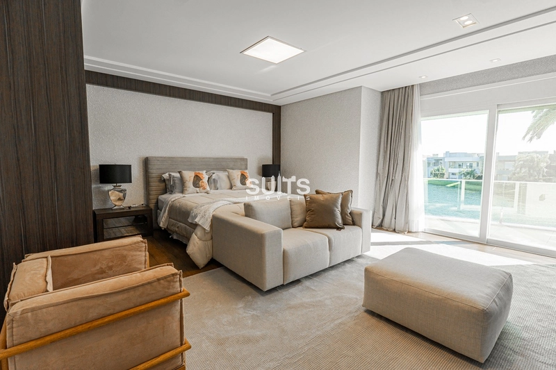 Mansão com 02 terrenos na beira do lago no condomínio Enseada: 31ª foto da galeria de imagens do imóvel