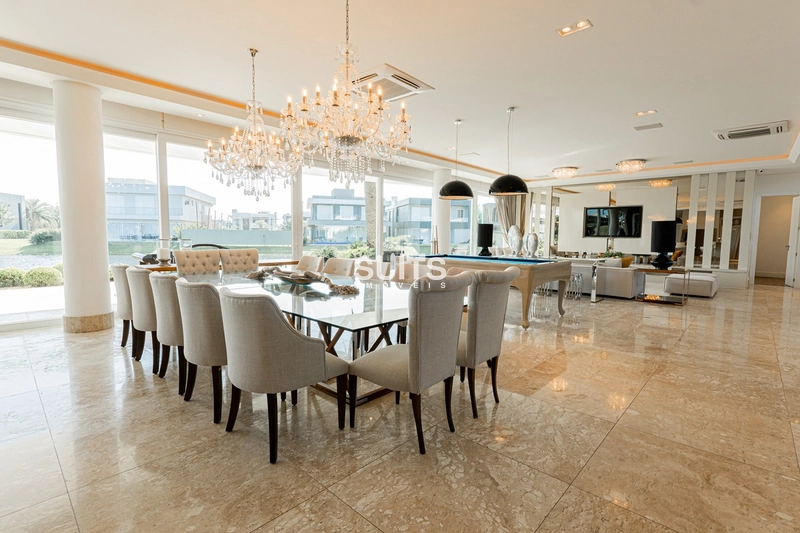 Mansão com 02 terrenos na beira do lago no condomínio Enseada: 13ª foto da galeria de imagens do imóvel