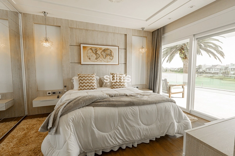 Mansão com 02 terrenos na beira do lago no condomínio Enseada: 42ª foto da galeria de imagens do imóvel