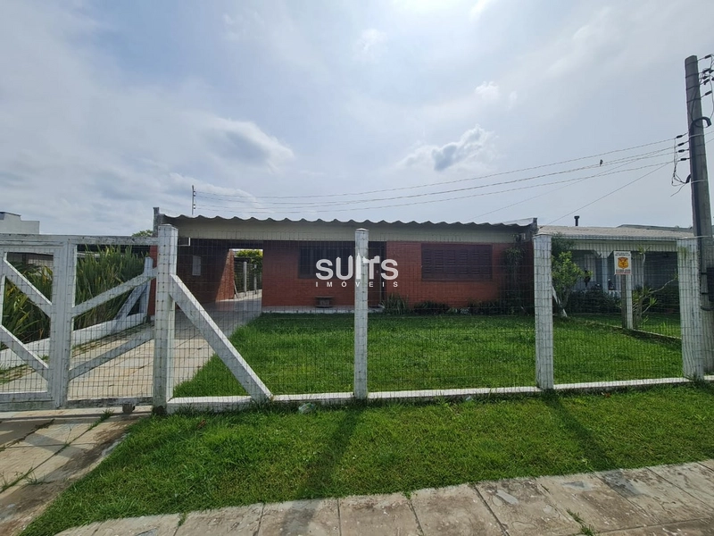 Casa próxima do mar no centro da praia de Xangri-Lá
