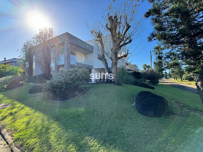 Sobrado de esquina à venda, em condomínio beira mar!: 4ª foto da galeria de imagens do imóvel