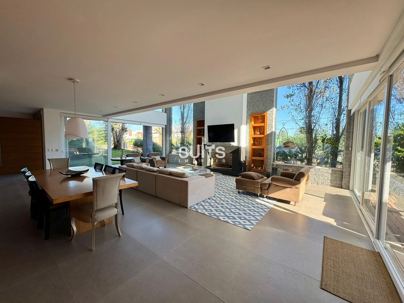 Sobrado de esquina à venda, em condomínio beira mar!: 9ª foto da galeria de imagens do imóvel