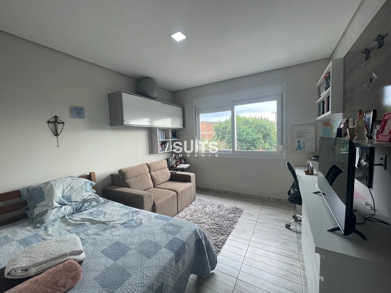 Excelente Sobrado à venda em Xangri-lá, região de moradores e comércio: 13ª foto da galeria de imagens do imóvel