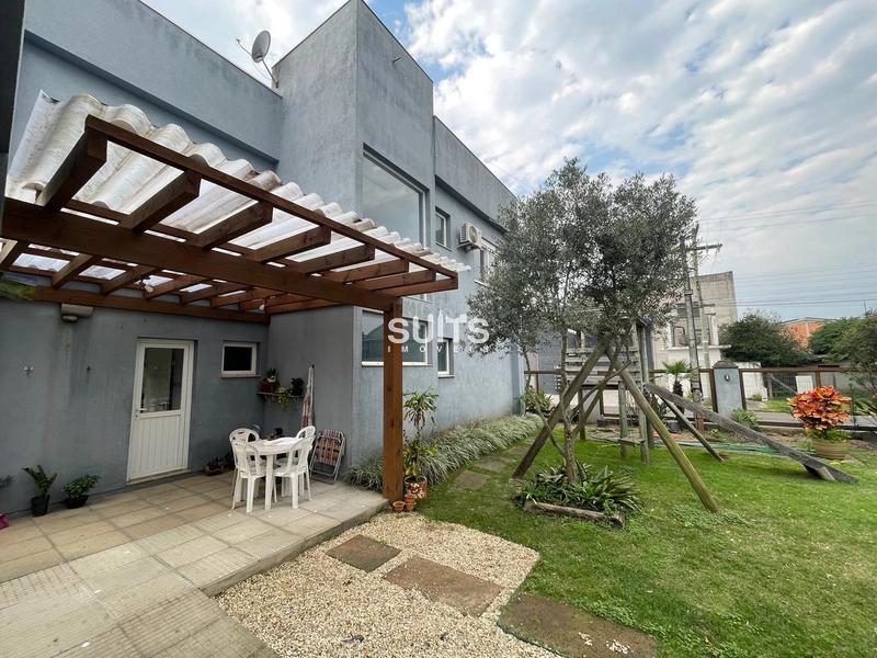 Excelente Sobrado à venda em Xangri-lá, região de moradores e comércio: 7ª foto da galeria de imagens do imóvel