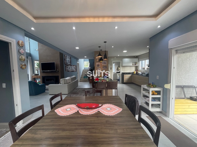 Excelente Sobrado à venda em Xangri-lá, região de moradores e comércio: 25ª foto da galeria de imagens do imóvel