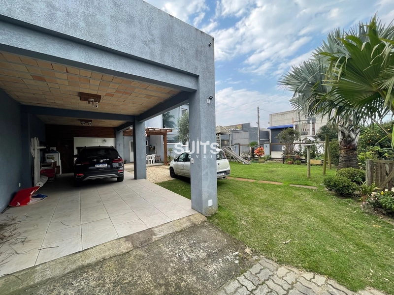 Excelente Sobrado à venda em Xangri-lá, região de moradores e comércio: 4ª foto da galeria de imagens do imóvel