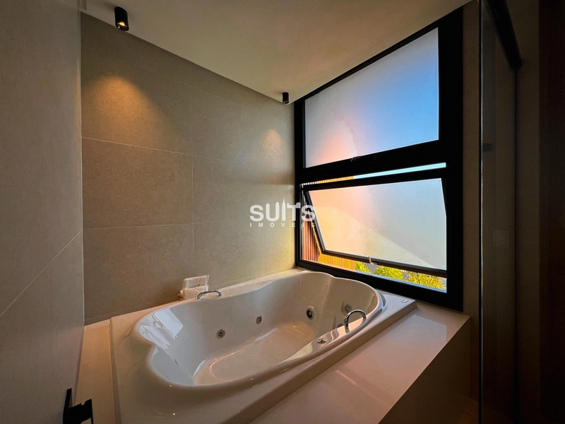 Sobrado novo com vista para a extensão do lago no Condomínio Enseada: 66ª foto da galeria de imagens do imóvel