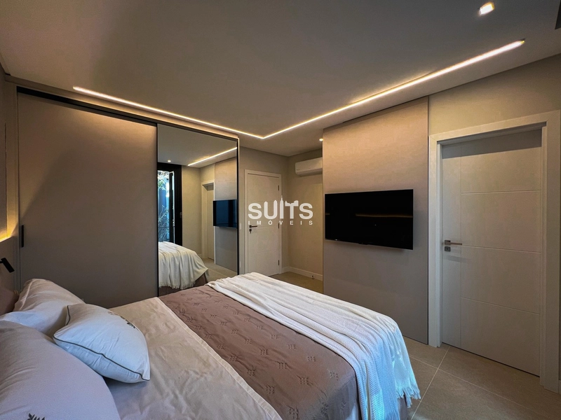 Sobrado novo com vista para a extensão do lago no Condomínio Enseada: 47ª foto da galeria de imagens do imóvel