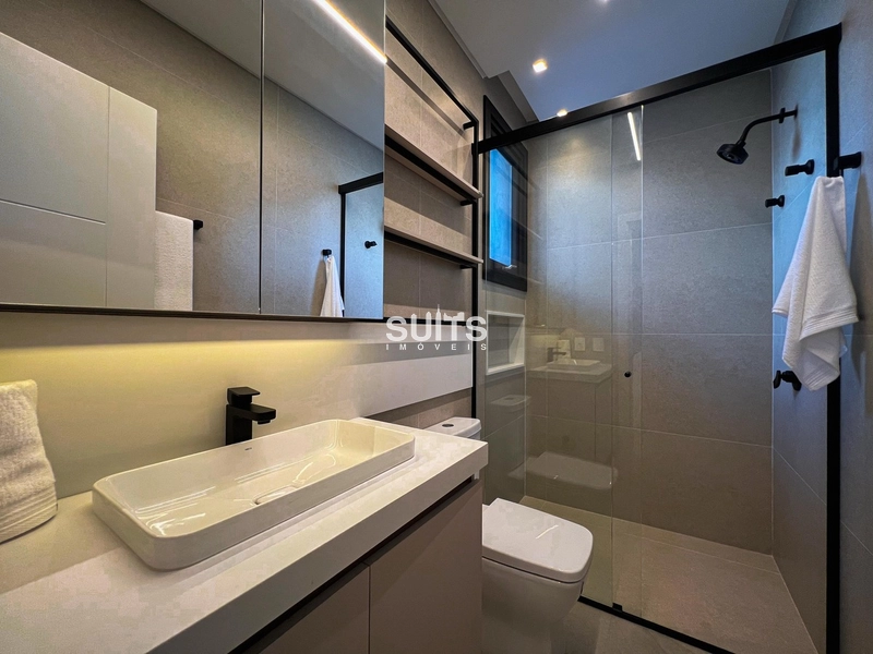 Sobrado novo com vista para a extensão do lago no Condomínio Enseada: 56ª foto da galeria de imagens do imóvel