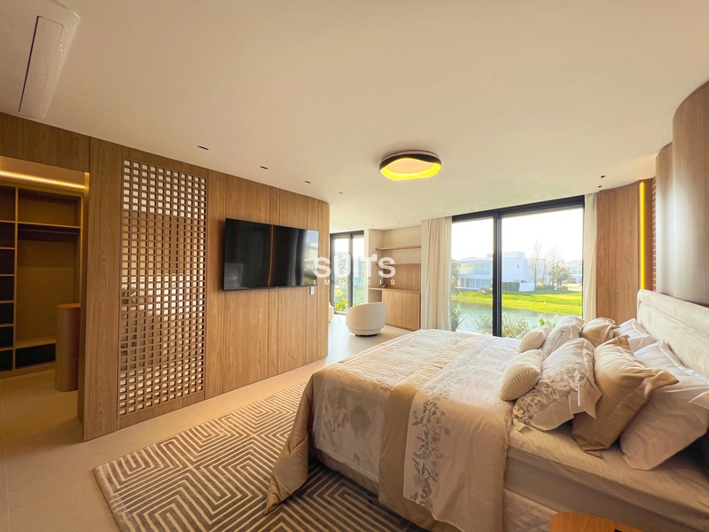 Incrível sobrado beira lago à venda no condomínio Enseada: 54ª foto da galeria de imagens do imóvel