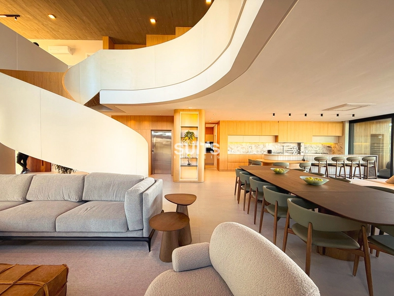 Incrível sobrado beira lago à venda no condomínio Enseada: 7ª foto da galeria de imagens do imóvel