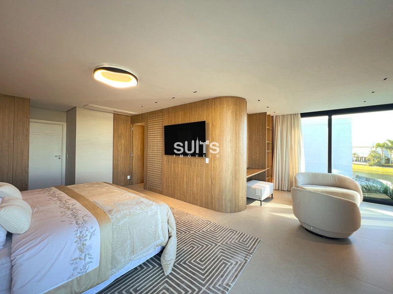 Incrível sobrado beira lago à venda no condomínio Enseada: 57ª foto da galeria de imagens do imóvel