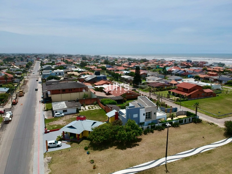 Casa térrea a poucas quadras do mar, à venda!: 5ª foto da galeria de imagens do imóvel