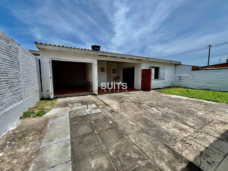 Casa térrea a poucas quadras do mar, à venda!: 36ª foto da galeria de imagens do imóvel