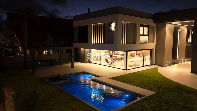 Mansão em região nobre na praia de Atlântida: 15ª foto da galeria de imagens do imóvel