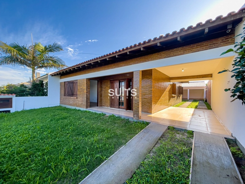 Casa próxima do mar à venda na praia de Rainha do Mar