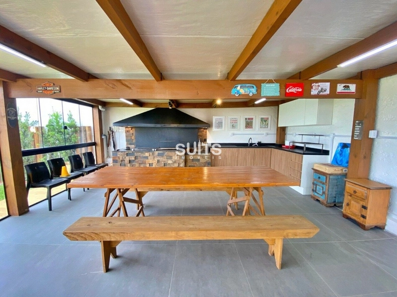 Sobrado à venda na praia de Rainha do Mar, a poucas quadras do mar!: 11ª foto da galeria de imagens do imóvel