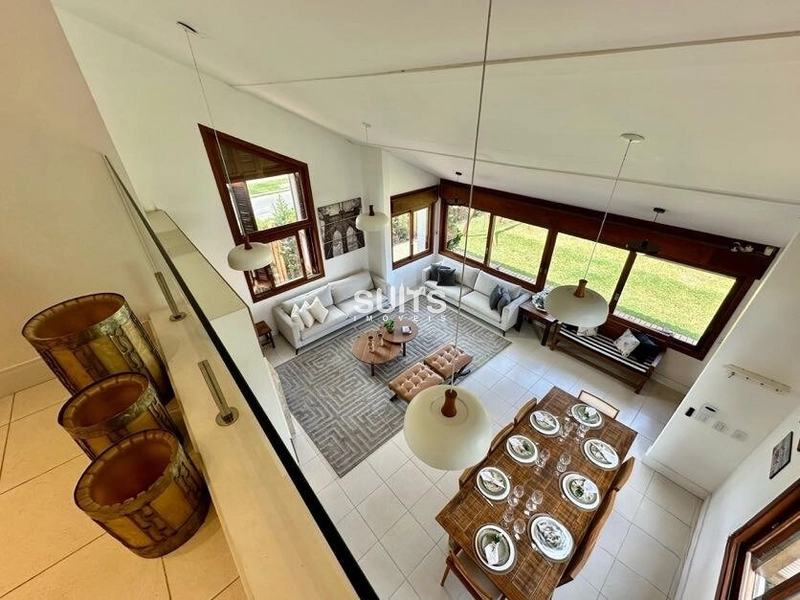 Sobrado à venda na praia de Rainha do Mar, a poucas quadras do mar!: 15ª foto da galeria de imagens do imóvel