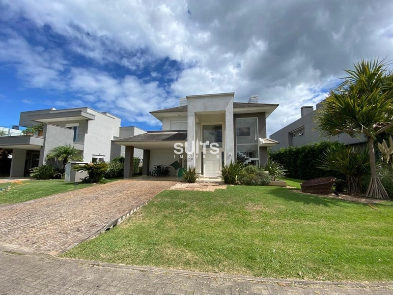 Sobrado beira lago à venda no condomínio Ventura!: 2ª foto da galeria de imagens do imóvel