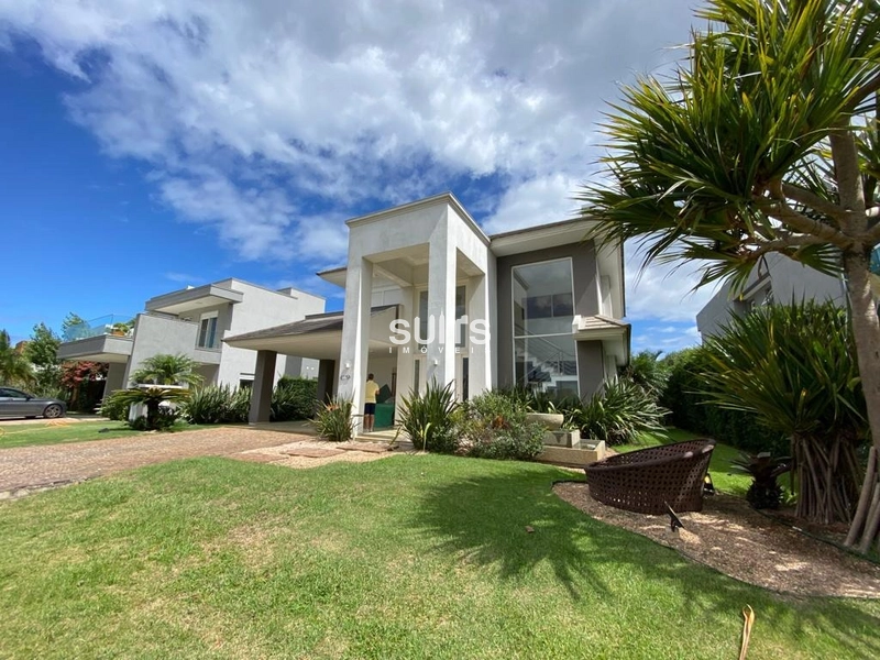 Sobrado beira lago à venda no condomínio Ventura!: 3ª foto da galeria de imagens do imóvel