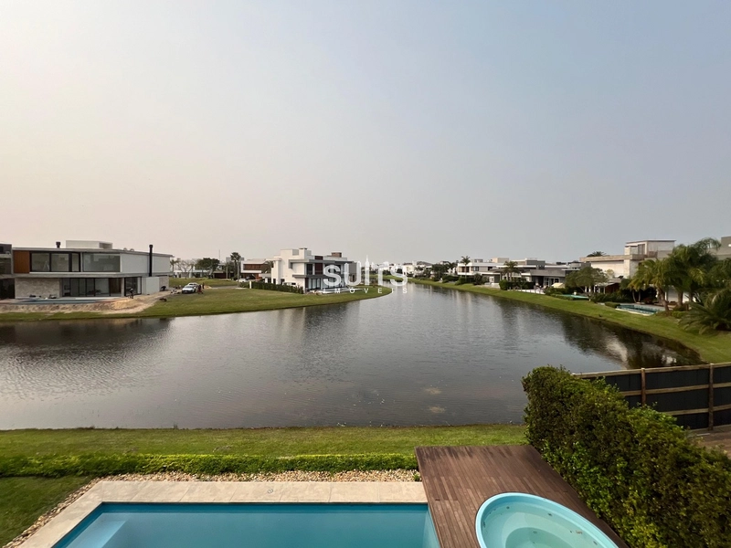 Excelente sobrado beira lago no Condomínio Enseada: 16ª foto da galeria de imagens do imóvel