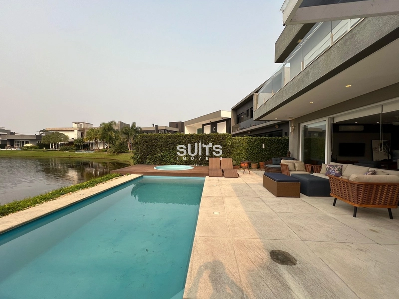 Excelente sobrado beira lago no Condomínio Enseada: 32ª foto da galeria de imagens do imóvel