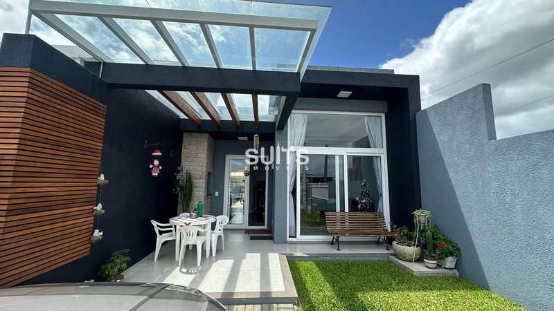 Linda casa geminada à venda no Centro de Xangri-Lá: 2ª foto da galeria de imagens do imóvel