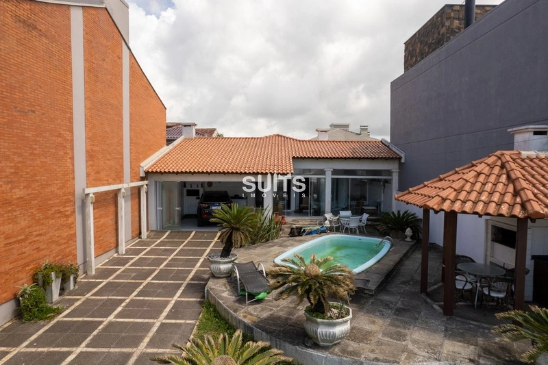 Casa térrea a beira mar no Centro de Xangri-Lá