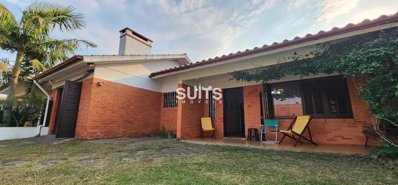 Ótima casa no centro de Xangri-Lá