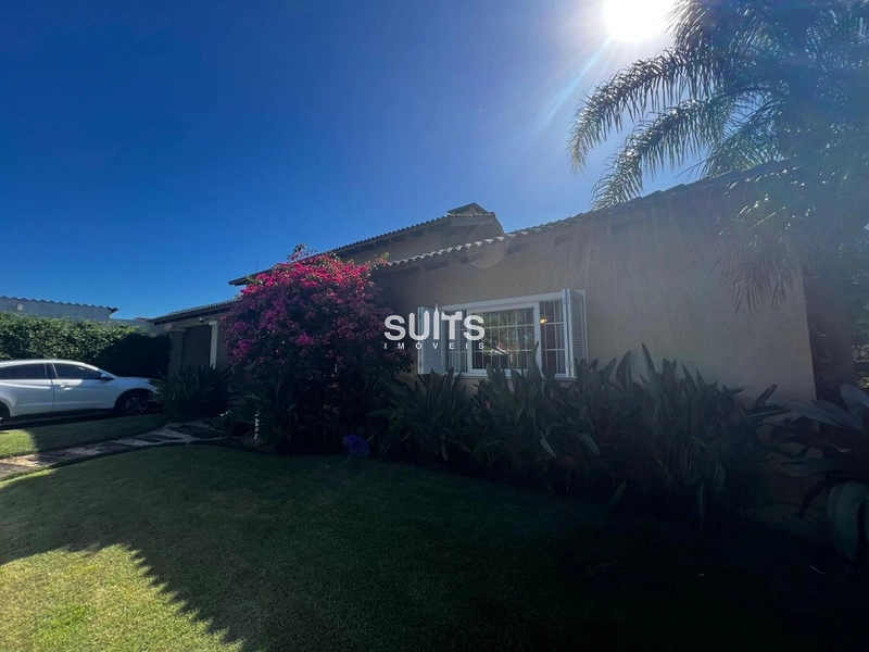 Ótima casa à venda na praia de Atlântida em Xangri-Lá: 1ª foto da galeria de imagens do imóvel