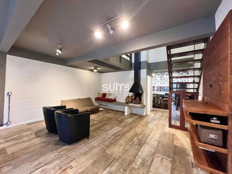 Excelente sobrado próximo ao mar: 2ª foto da galeria de imagens do imóvel