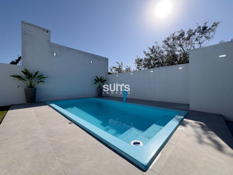 Casa com amplo pátio na praia do Arpoador: 24ª foto da galeria de imagens do imóvel