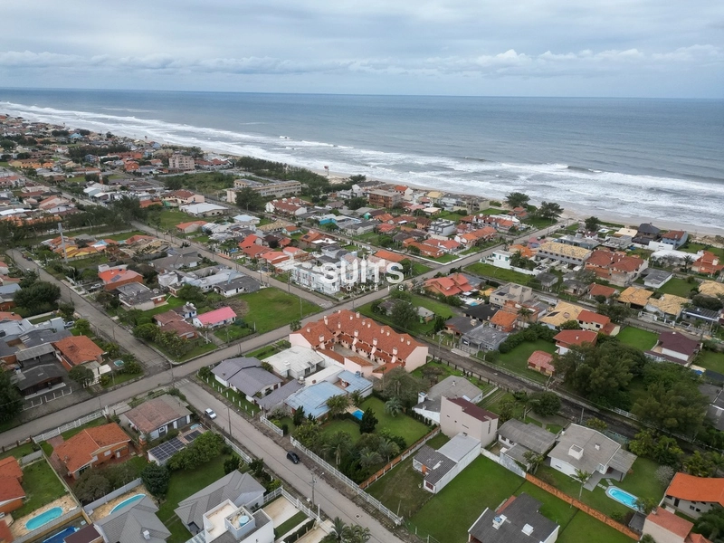 Casa térrea em 3 terrenos, à venda no centro de Xangri-lá!: 4ª foto da galeria de imagens do imóvel