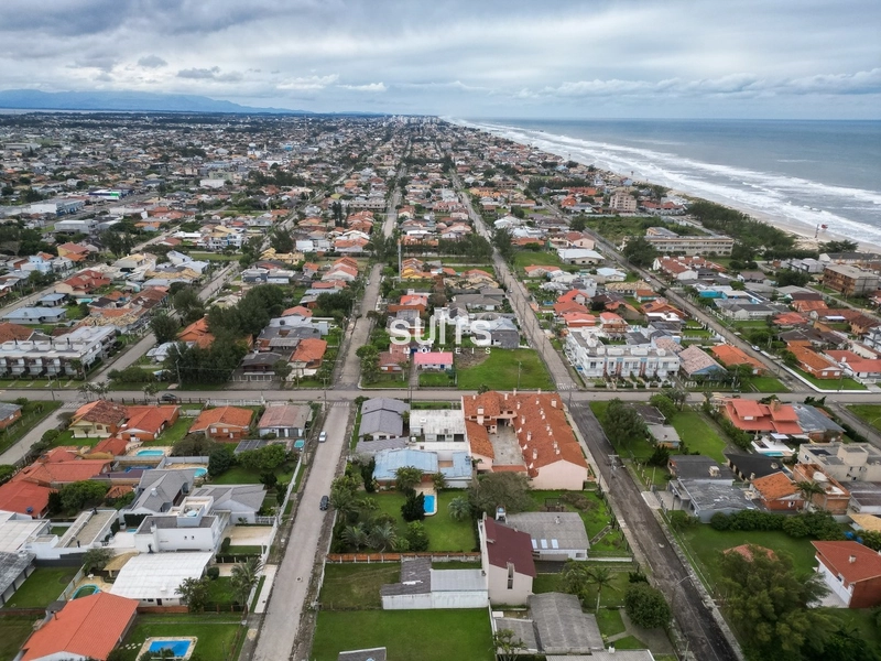 Casa térrea em 3 terrenos, à venda no centro de Xangri-lá!: 5ª foto da galeria de imagens do imóvel