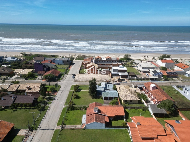 Casa térrea em 2 terrenos, à venda no centro de Xangri-lá!: 9ª foto da galeria de imagens do imóvel