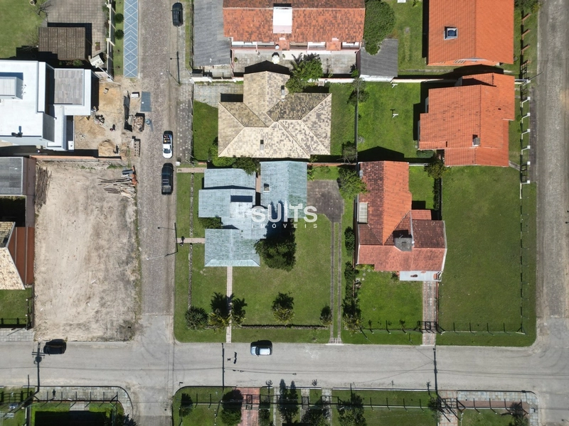 Casa térrea em 2 terrenos, à venda no centro de Xangri-lá!: 5ª foto da galeria de imagens do imóvel