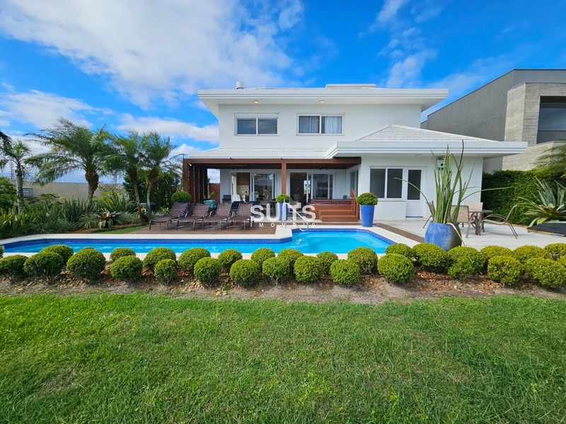 Sobrado de esquina Beira Lago no cond. Enseada: 4ª foto da galeria de imagens do imóvel