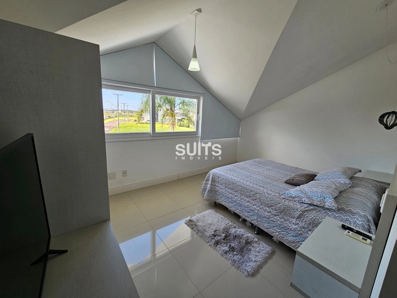 Sobrado de esquina Beira Lago no cond. Enseada: 6ª foto da galeria de imagens do imóvel