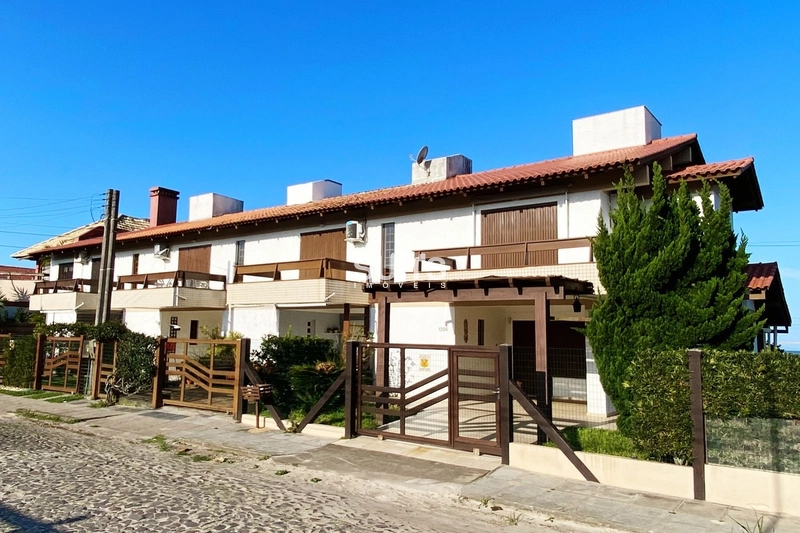 Ótimo Duplex à 01 quadra do mar no Centro de Xangri-Lá!: 2ª foto da galeria de imagens do imóvel